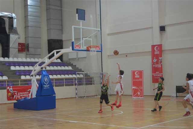 14. minikler şenliği başladı