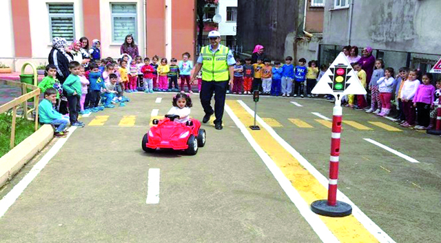 2 milyon öğrenciye ‘trafik dedektifleri’ eğitimi
