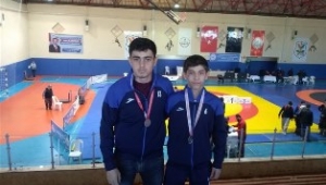 Genç Güreşçiler Finalde