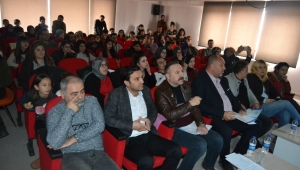 Gençler Arası Hayallerini Sahneye Taşı Tiyatro Yarışması