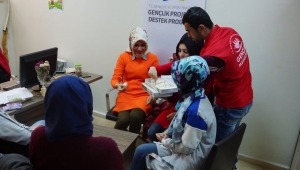 Kardeş Gençlik merkezine tatlı mesaj