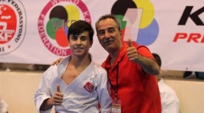 Karete Şampiyonasında Afyonkarahisarlı Güngel Türkiye İkincisi