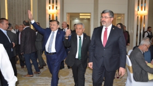 Akparti İl Başkanı Sezen : Tarlada izimiz, harmanda yüzümüz var