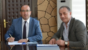 Başkan Mustafa Çöl Söz Verdiği İmzayı Attı