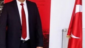 Bu Vatanda Ezan Dinmez Bayrak inmez