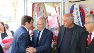 Cumhur İttifakı Adayı Nihat Sarı’dan Millet İttifakı Adayı Saffet Acar’a Ziyaret