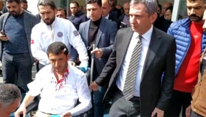 Demokrat Parti Belediye Meclis Üyelerine Çirkin Saldırı