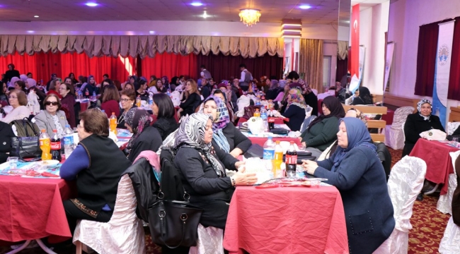 Dinar’da Kadınlar Günü Programı Gerçekleştirildi