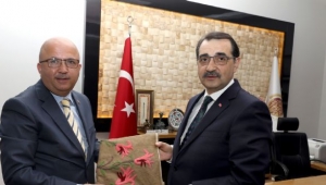 Enerji Bakanı Dönmez’den Afyonkarahisar Belediyesine Ziyaret