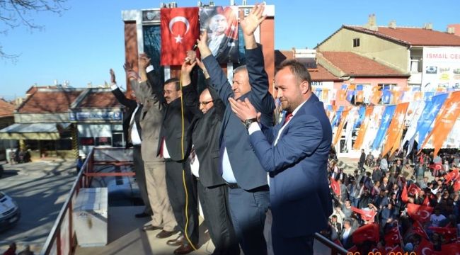 Eski Bakan Eroğlu : Çare Bizde İlacı Mehmet'te
