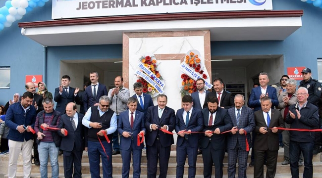 İsecehisar’da Jeotermal Kaplıca Tesisi Hizmete Açıldı