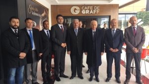 MHP Lideri Bahçeli Afyonkarahisar’da Mola Verdi