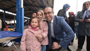 Pazar Esnafından Başkan Çöl’e Yoğun İlgi