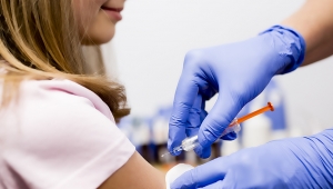 Aşılar Sadece Çocukların Değil; Yetişkinlerin de Hayatını Kurtarıyor…