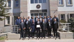 Başkan Mustafa Çöl Mazbatasını Törenle Aldı