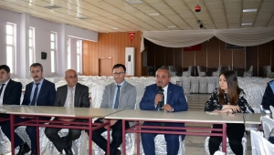 Başkan Şahin Belediye Personeliyle Biraraya Geldi