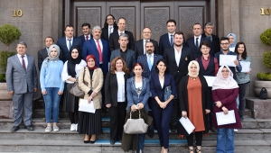 Gazeteci Adayları Sertifikalarını aldı