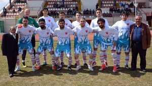 İscehisar Belediye Başkanı Şahin takımı yalnız bırakmadı.