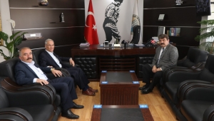 Saffet Acar'dan Belediye Başkanı Nihat Sarı'ya Ziyaret