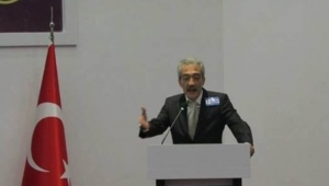 Üstün : Bakkalımızın cebindeki parayı tabir caiz ise çakallar tırnaklamıştır.