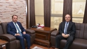 Vali Tutulmaz’dan Rektör Karakaş’a İade-İ Ziyaret
