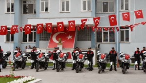 10 Yeni Motosiklet Törenle Motosikletli Polis Timlerinin Hizmetine Sunuldu