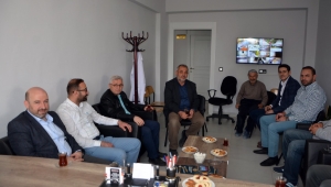 AK Parti İl Başkanı Sezen engelli bakım merkezini ziyaret etti