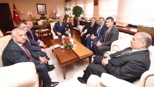 Akpartili belediye başkanlarından Ankara çıkartması