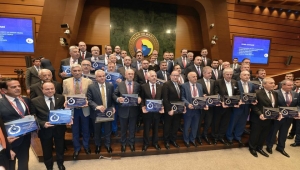 ATSO’ya 4 Plaket, 1 Ödül