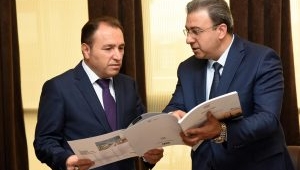 Rektör Karakaş TCDD 7. Bölge Müdürü Sivri ile AFİKAD üyelerini kabul etti