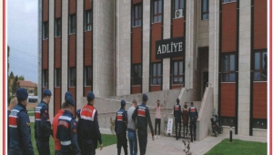 Son Dakika….Bulduklarını çalan hırsızlar yakalandı