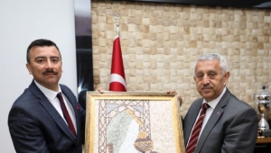 Tebrik Ziyaretleri Devam Ediyor