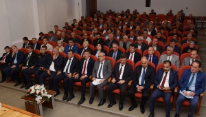 Vali Tutulmaz Emirdağ’da Muhtarlarla Bir Araya Geldi