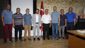 Eğitim Bir-Sen’den Zeybek Başkana Teşekkür Etti