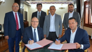 Vali Tutulmaz, Özel Eğitim Uygulama Okulunun Protokolünü İmzaladı.