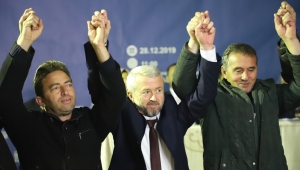 AK Parti Döğer, Erkmen ve Işıklar’da kongreye gitti