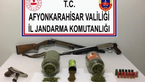 Uyuşturucu satıcısına suçüstü operasyonu 1 gözaltı