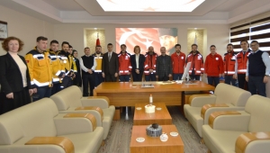 Deprem Ekiplerine Teşekkür