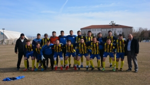 İscehisar spor evinde dört köşe