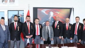 18 Martta Gaziler’den Afyon Eğitim Vakfı’na Anlamlı Ziyaret