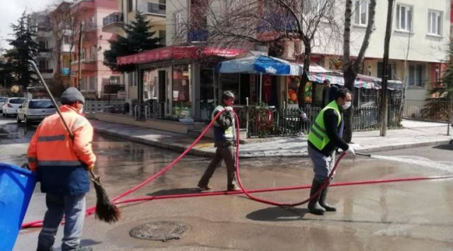 Afyonkarahisar’da cadde ve sokaklar yıkanıyor