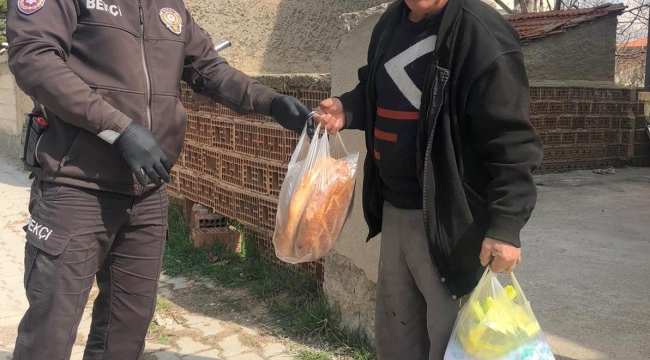 Afyonkarahisar'da Yaşlı Vatandaşların İhtiyaçları Gideriliyor.