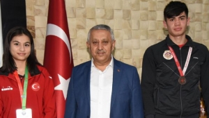 Başarılarınızla Gurur Duyduk