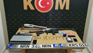 Son Dakika……Afyonkarahisar’da on milyon lira dolandıran çete çökertildi 13 gözaltı var