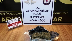 Son Dakika….Afyonkarahisar’da yol uygulamasında uyuşturucu madde ele geçirildi