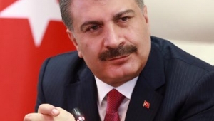 Türkiye’de can kaybı 108’e vaka sayısı 7402’ye yükseldi