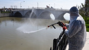 Akarçay'da Larva Mücadelesi