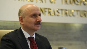 Bakan Karaismailoğlu : Cep telefonu abonelerine ramazanda internet hediyesi