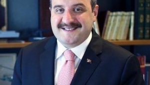 Bakan Varank : Aşı ve ilaç için 24 üniversite, 8 kamu Ar-Ge birimi ve 8 özel sektör kuruluşundan yüzlerce araştırmacı üstün bir gayretle çalışıyor