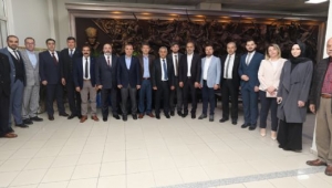 Başkan Zeybek Ve Ak Partili Meclis Üyelerinden 80 Bin Liralık Destek